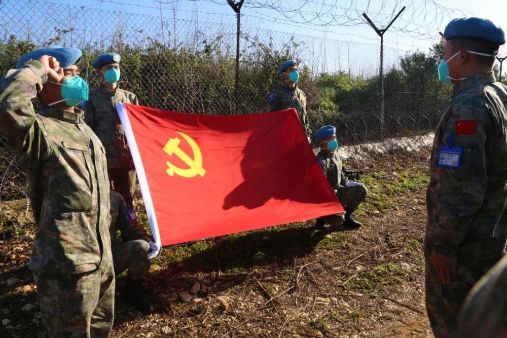 恐龙绝地逃生